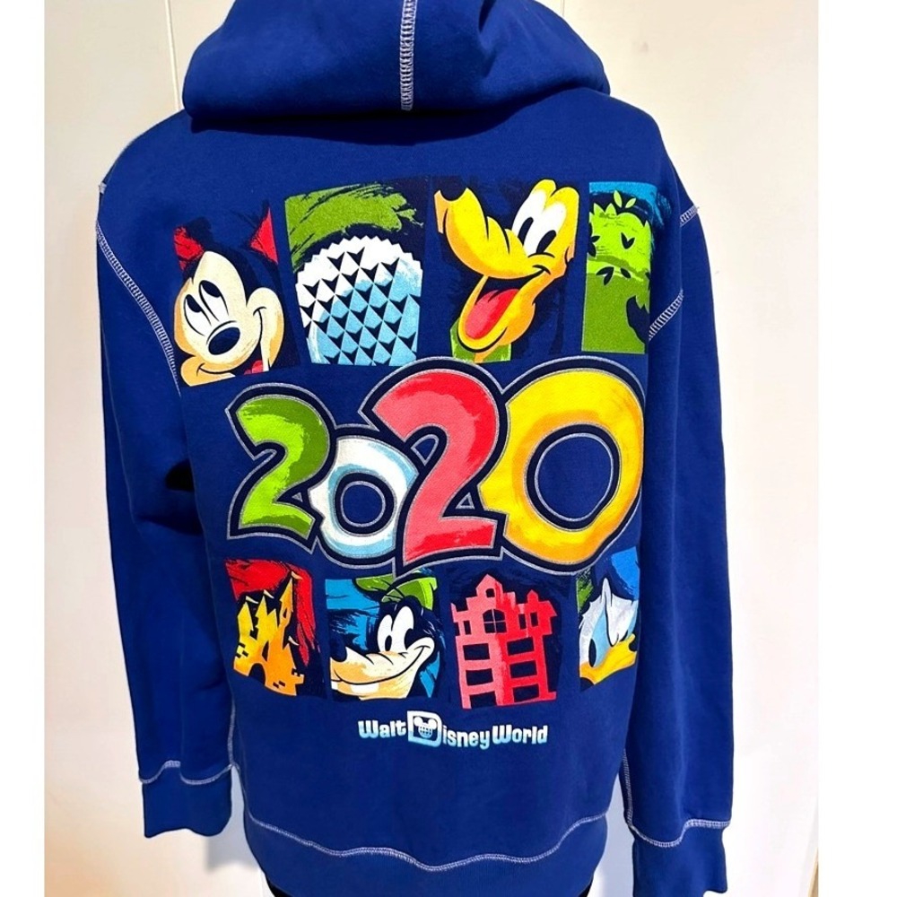2020 Walt Disney World Blue Hoodie Size M